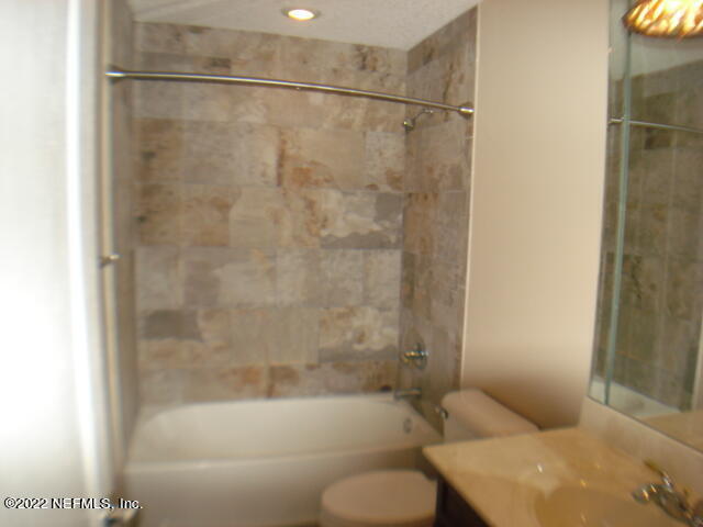 Building Photo - 14445 Lake Jessup Dr