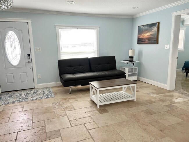 Building Photo - 2963 Bahia Vista St