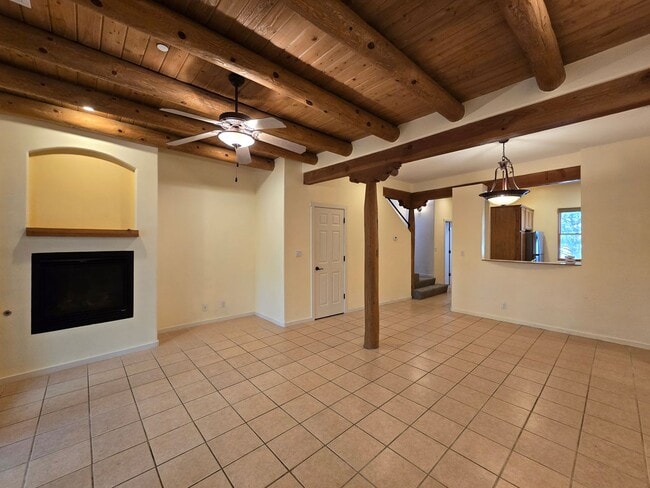 Primary Photo - 601 W San Mateo Rd