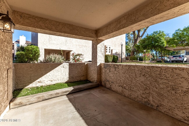 Building Photo - 7510 E Thomas Rd