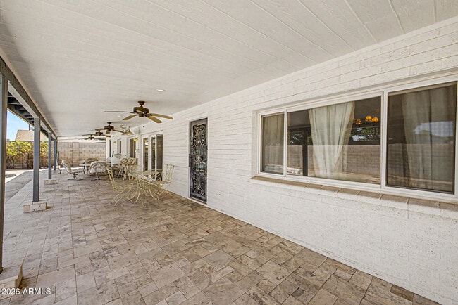 Building Photo - 5403 S Heather Dr