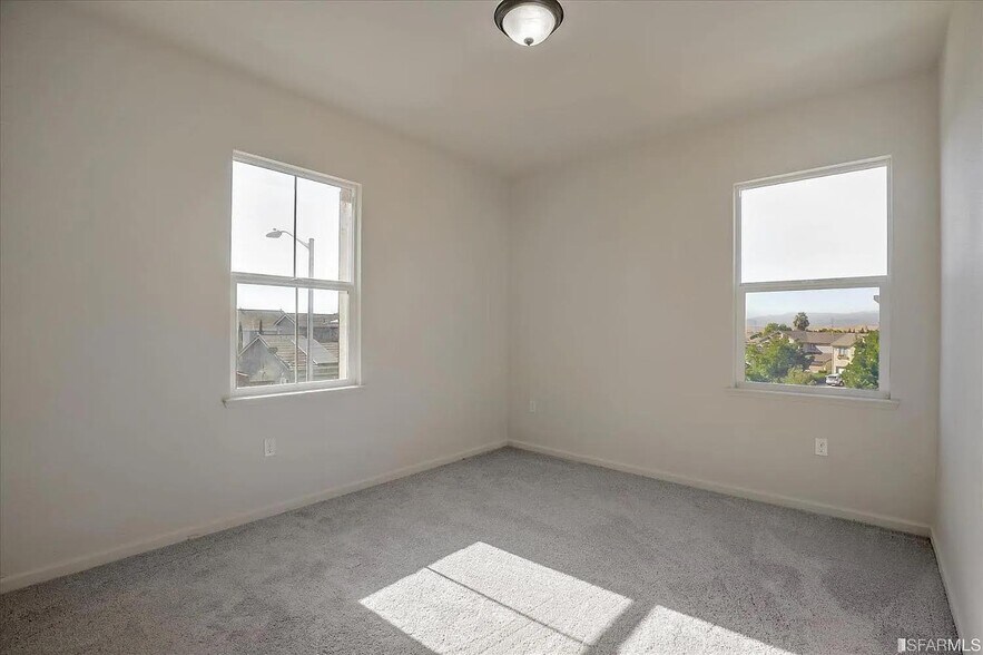 Building Photo - 5608 Monaghan Way