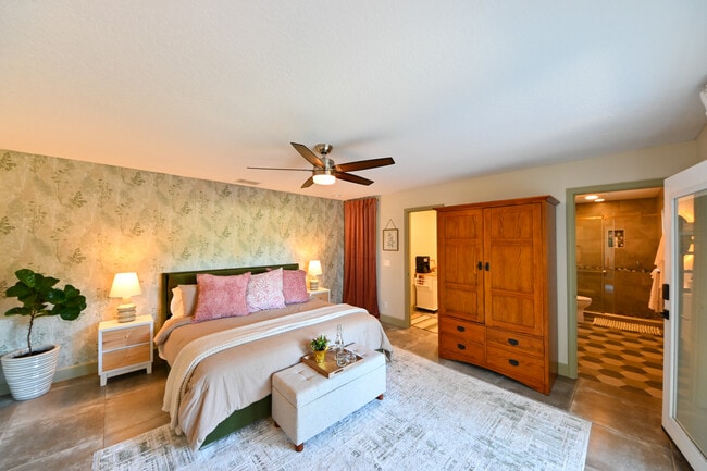 Building Photo - 10113 Lindelaan Dr