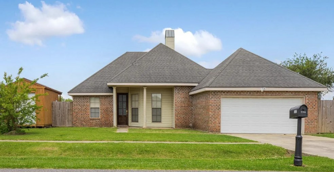 Building Photo - 737 N Belle Cir
