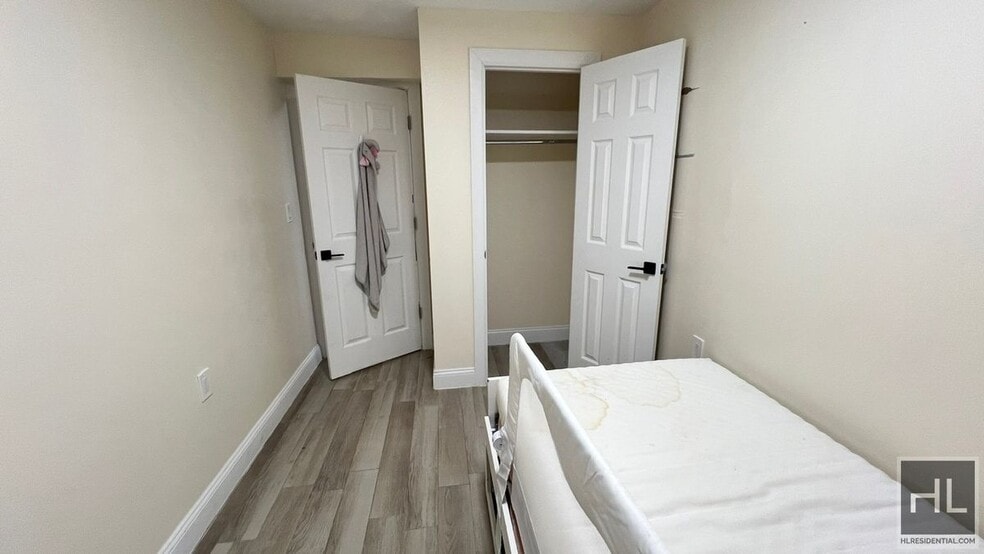 Building Photo - 798 Miller Ave