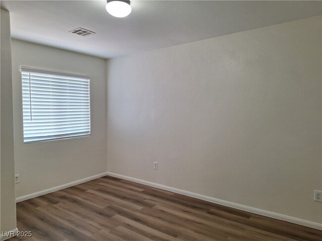 Building Photo - 11236 Tuscolana St
