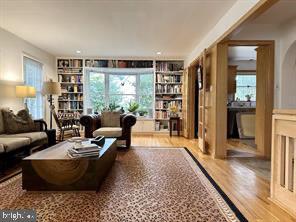 Building Photo - 8208 Thoreau Dr