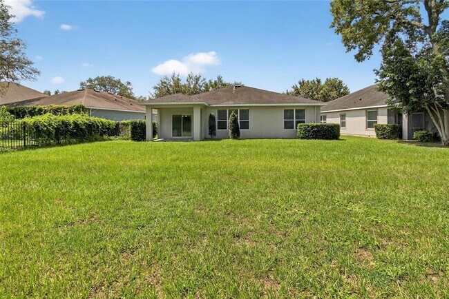 Building Photo - 15810 Starling Water Dr
