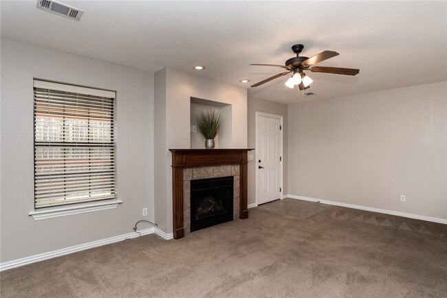 Building Photo - 4069 Glenstone Terrace