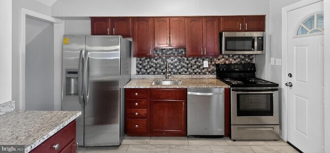 Building Photo - 8303 Ridgely Oak Rd