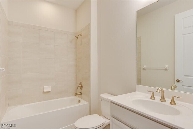 Building Photo - 15230 Torino Ln