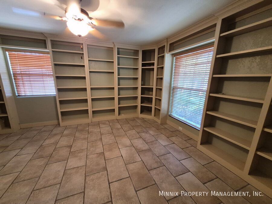 Building Photo - 3514 Danbury Dr