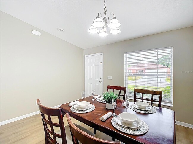 Building Photo - 1639 Saddlehorn Dr