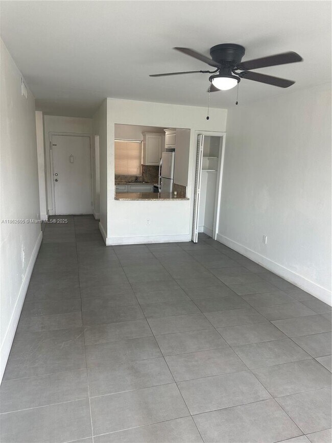 Building Photo - 3536 NE 168th St