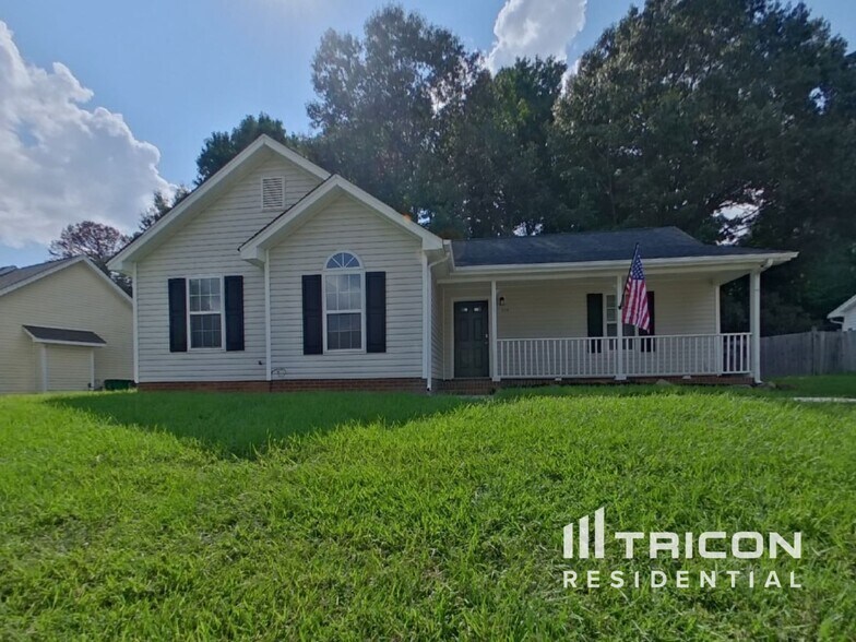 Primary Photo - 1128 Summit Hills Dr