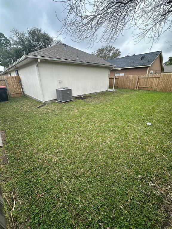 Building Photo - 10326 Bushy Creek Dr