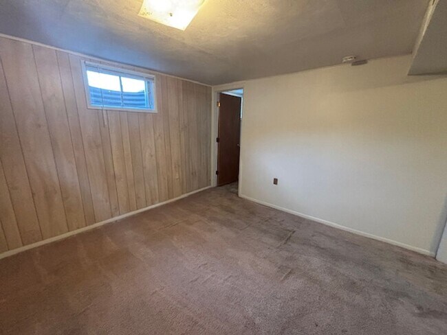 Building Photo - Very nice Family Home located in southern ...