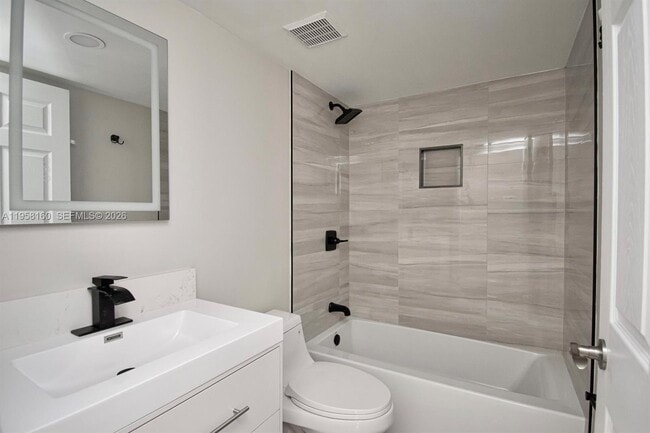 Building Photo - 4240 Village Dr