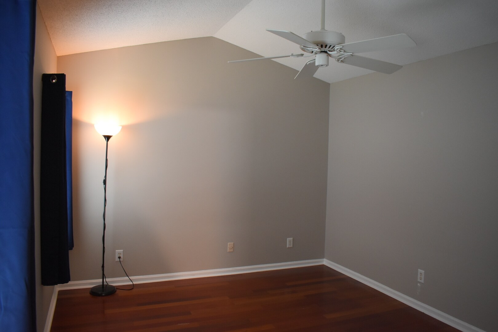 Building Photo - 4824 Weybridge Ln