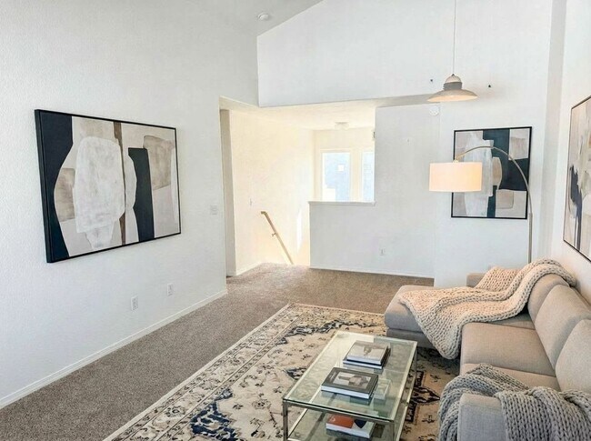 Building Photo - STUNNING 2BD/2BA TOWNHOME IN CROWN POINT! 1 CAR GARAGE/1 CARPORT SPACE INCLUDED! $4,195/mo