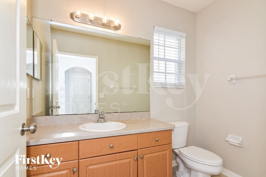 Building Photo - 5916 Beaconpark St