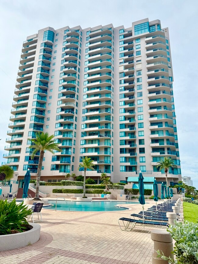 Building Photo - 1540 Gulf Blvd