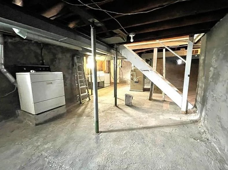 Building Photo - 1704 Broad St