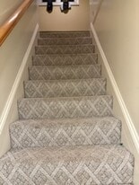 Building Photo - 672 Center St