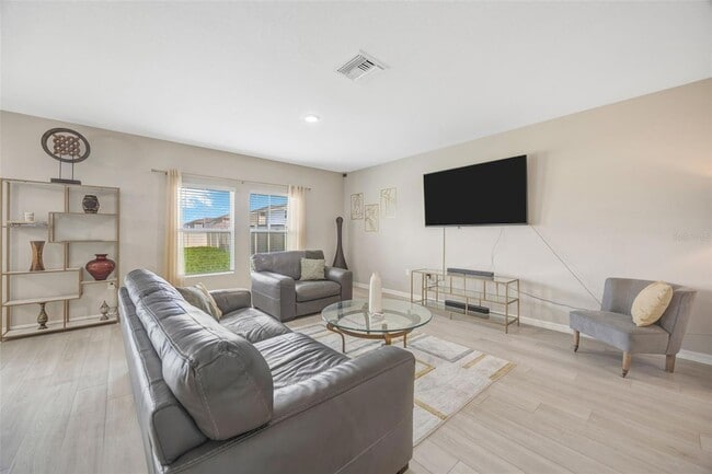 Building Photo - 7571 Freesia Trce