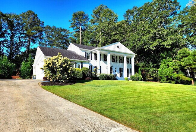 Building Photo - 40 Pheasant Dr SE