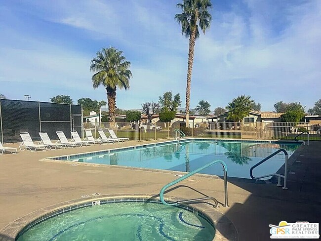 Building Photo - 74584 Nevada Cir E