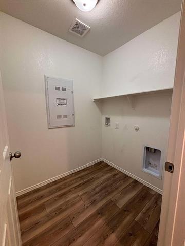 Building Photo - 4444 Sagecroft Rd