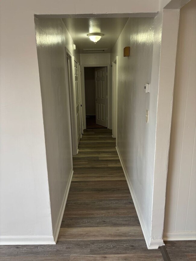 Building Photo - Ashland Home For Rent