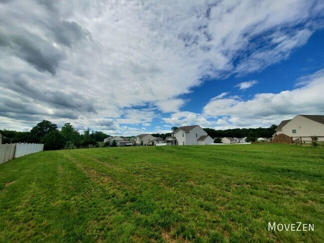 Building Photo - 116 Summerfield Ct
