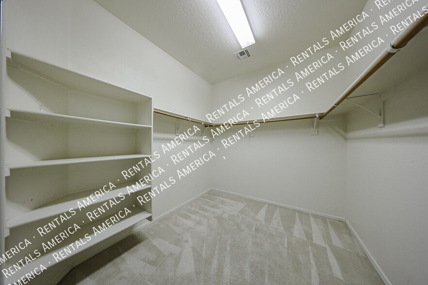 Building Photo - 4429 W Paseo Way