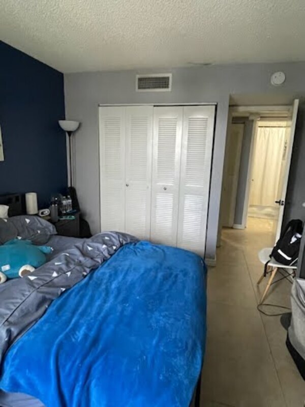 Building Photo - 15550 SW 80th St