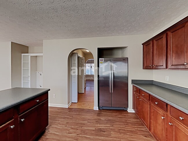 Building Photo - 230 Overlook Dr