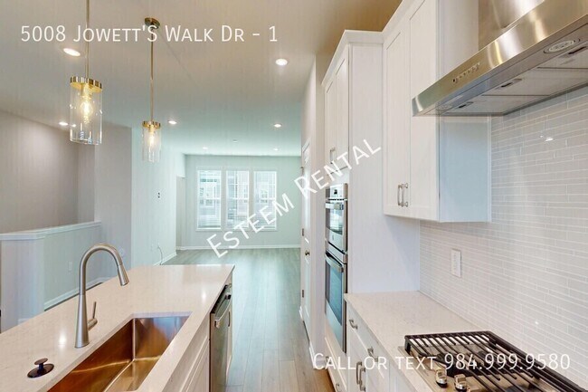 Building Photo - 5008 Jowett's Walk Dr