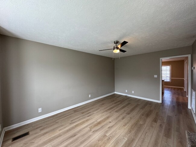 Building Photo - Beautiful Single Family Home