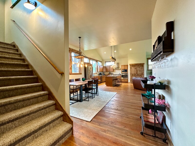 Building Photo - 3071 River Lakes Dr