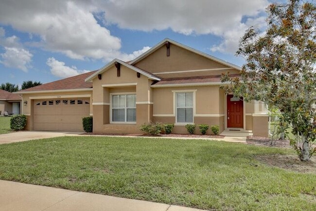 Building Photo - Beautiful 3/2 Spacious Home with a Bonus Room and a Large Fenced Backyard in Southern Fields - Cl...