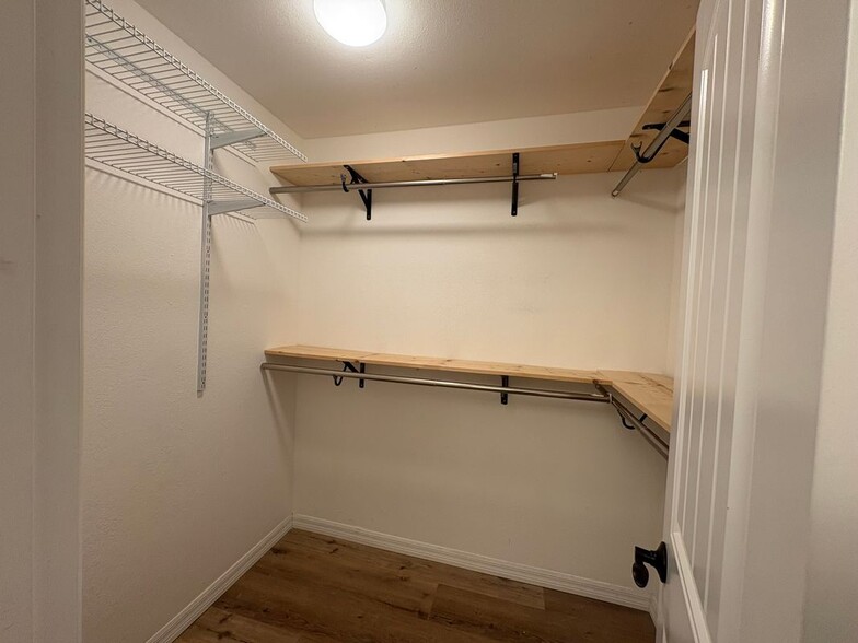 Building Photo - 14440 Harvey Ln