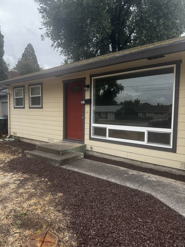 Building Photo - 1023 Murray Ave