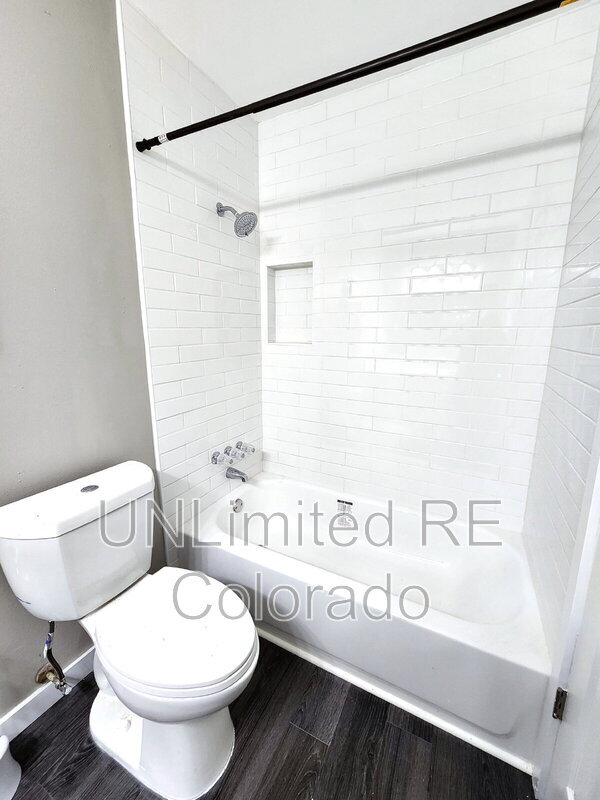 Building Photo - 42 Lansing St