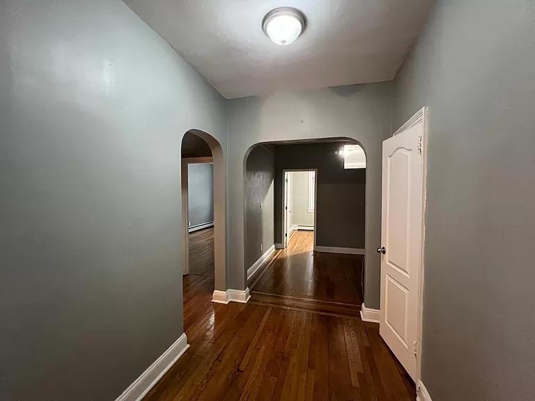 Building Photo - 370 Aurora Ave