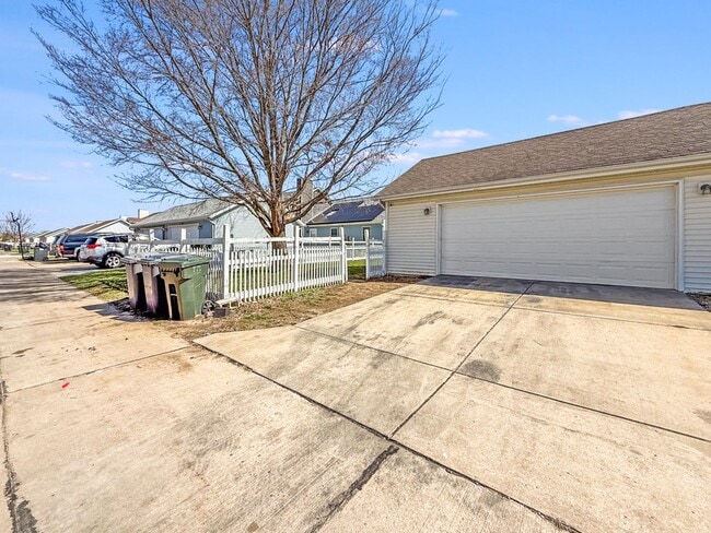 Building Photo - 4 bedroom, 2 bathroom, Urbana-For Rent SUBLEASE