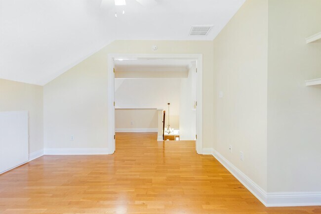 Building Photo - 4485 Turnberry Pl
