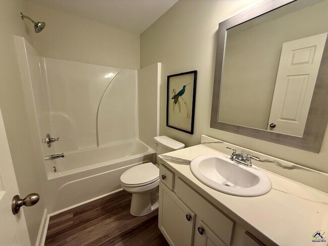 Building Photo - 123 Webster Wy