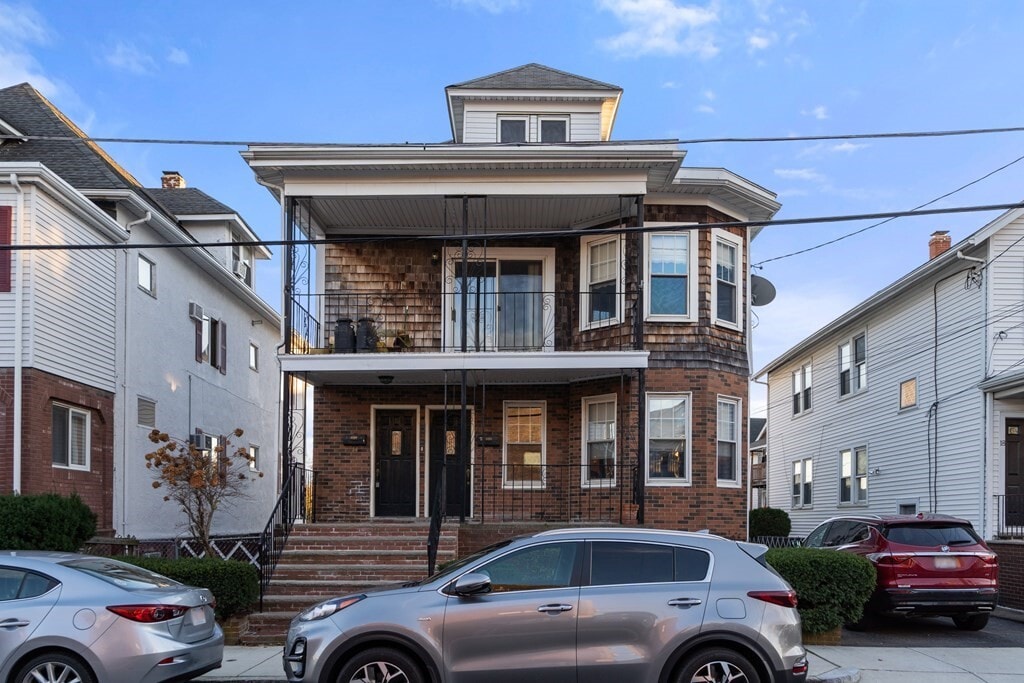 Building Photo - 14 Windsor Rd