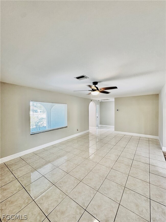 Building Photo - 5015 Lee Blvd